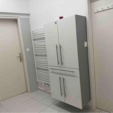 Klimatisiertes Dachgeschoss City Apartment In Zentrum Wiens ภายนอก รูปภาพ