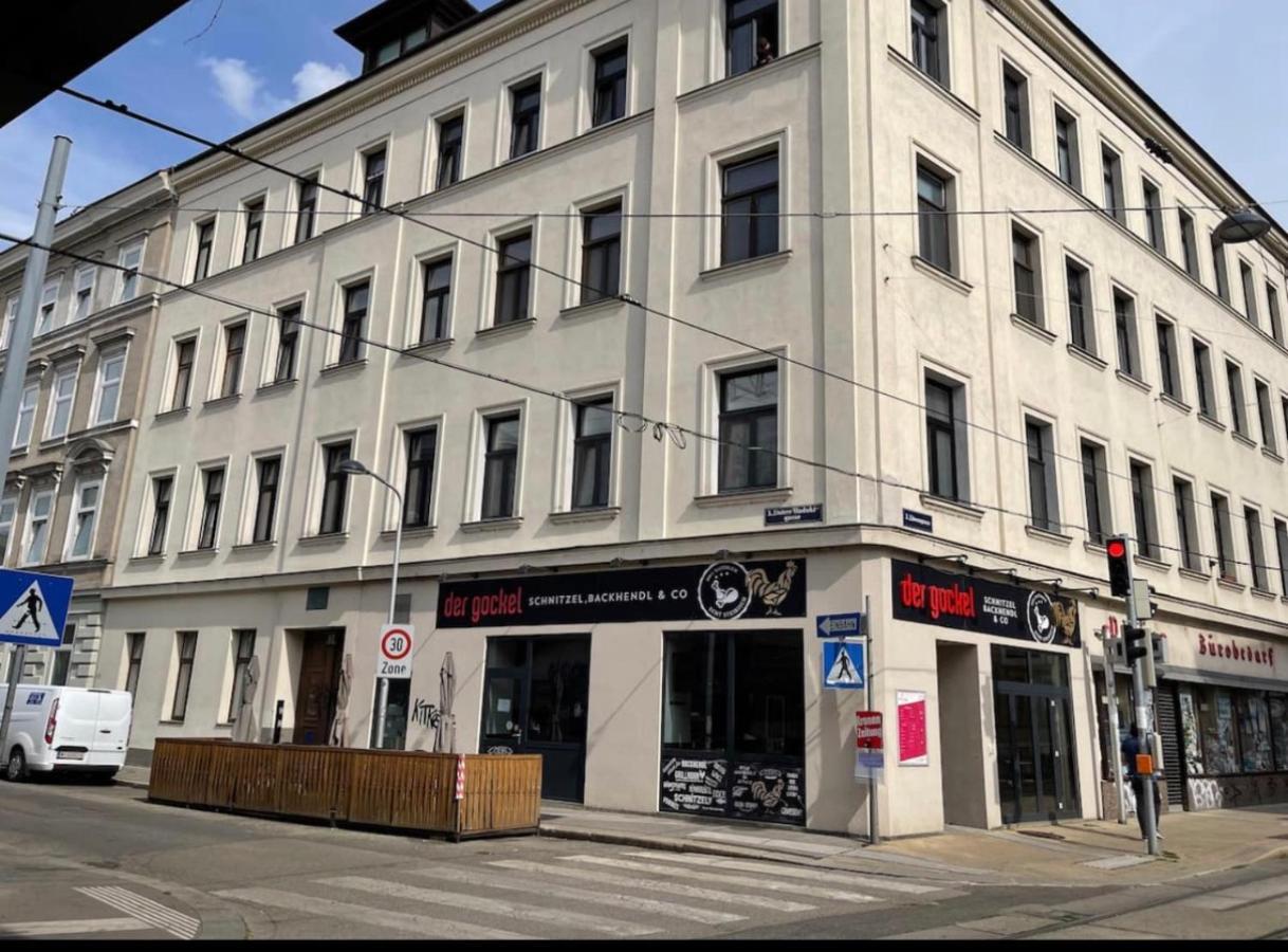 Klimatisiertes Dachgeschoss City Apartment In Zentrum Wiens ภายนอก รูปภาพ