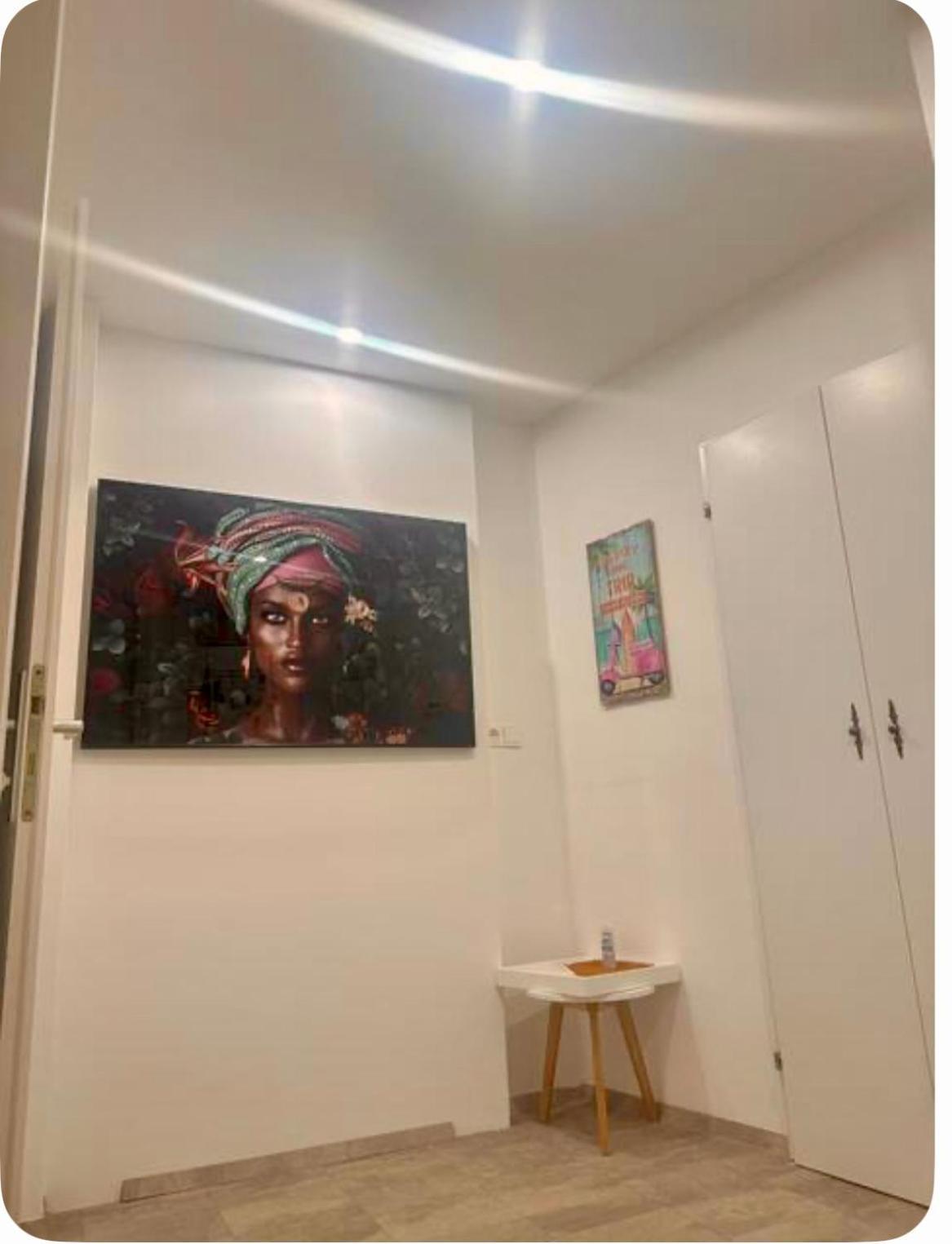 Klimatisiertes Dachgeschoss City Apartment In Zentrum Wiens ภายนอก รูปภาพ
